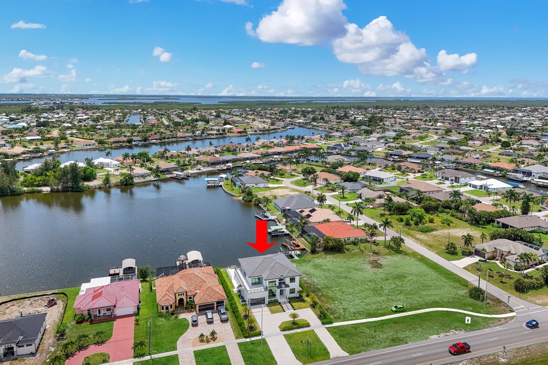 432 Burnt Store Rd S, Cape Coral, FL 33991