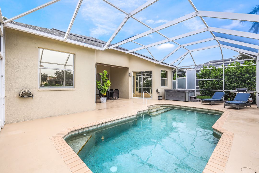8710 Ibis Cove Cir, Naples, FL 34119