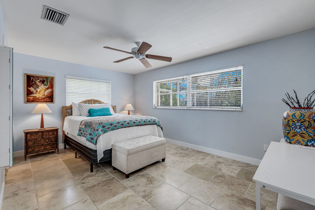 27061 Homewood Dr, Bonita Springs, FL 34135
