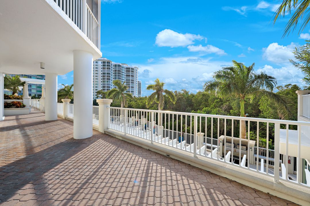 265 Indies Way #T03, Naples, FL 34110