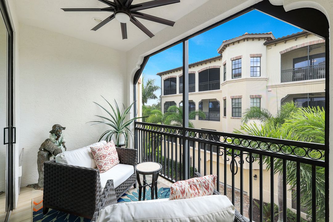 16391 Viansa Wy #202, Naples, FL 34110