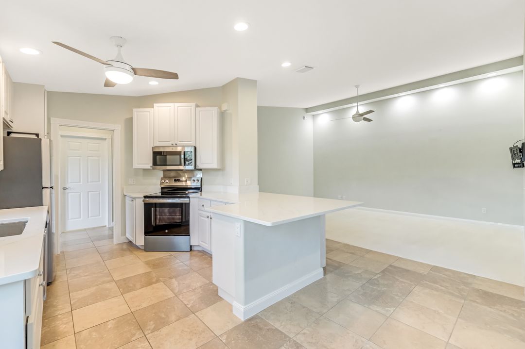 28832 Vermillion Ln, Bonita Springs, FL 34135