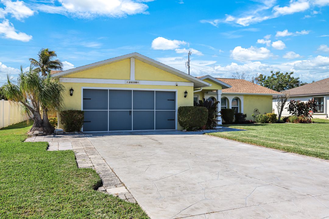 3410 SE 4th Pl, Cape Coral, FL 33904