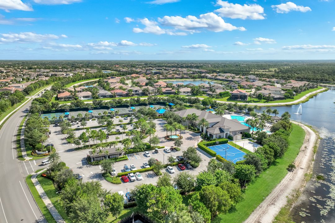 4118 Aspen Chase Dr, Naples, FL 34119