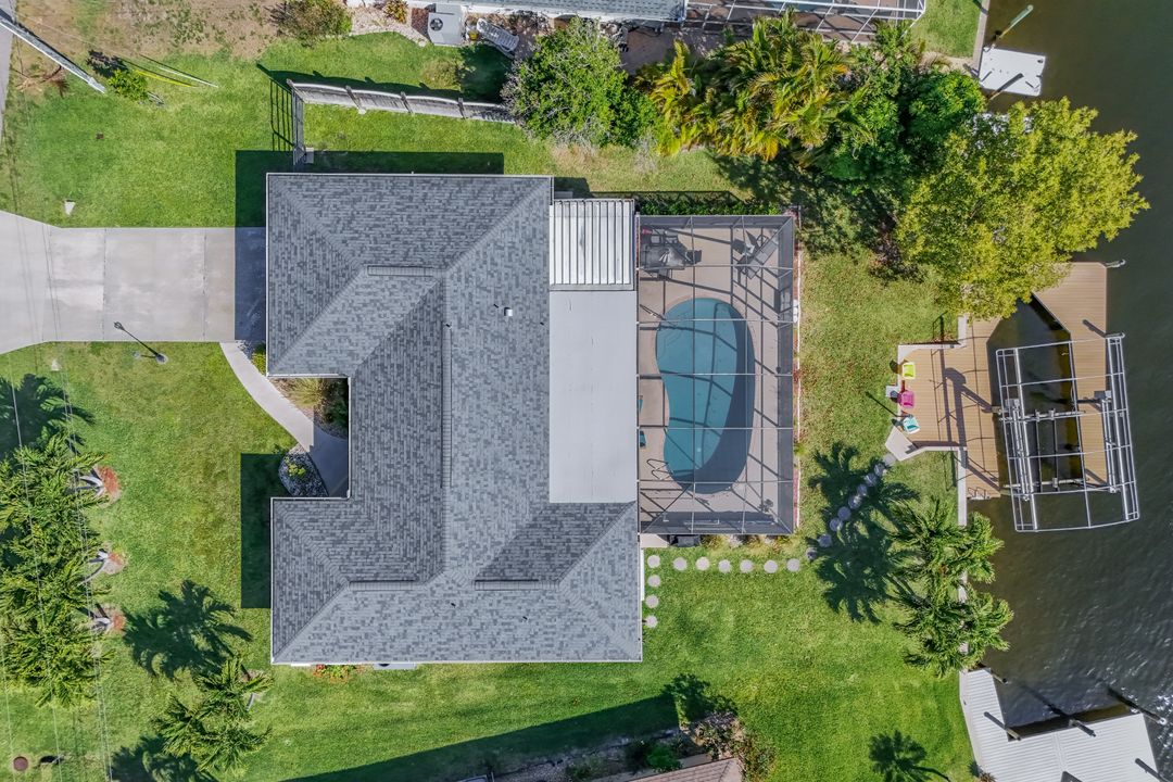 4305 SE 1st Ave, Cape Coral, FL 33904