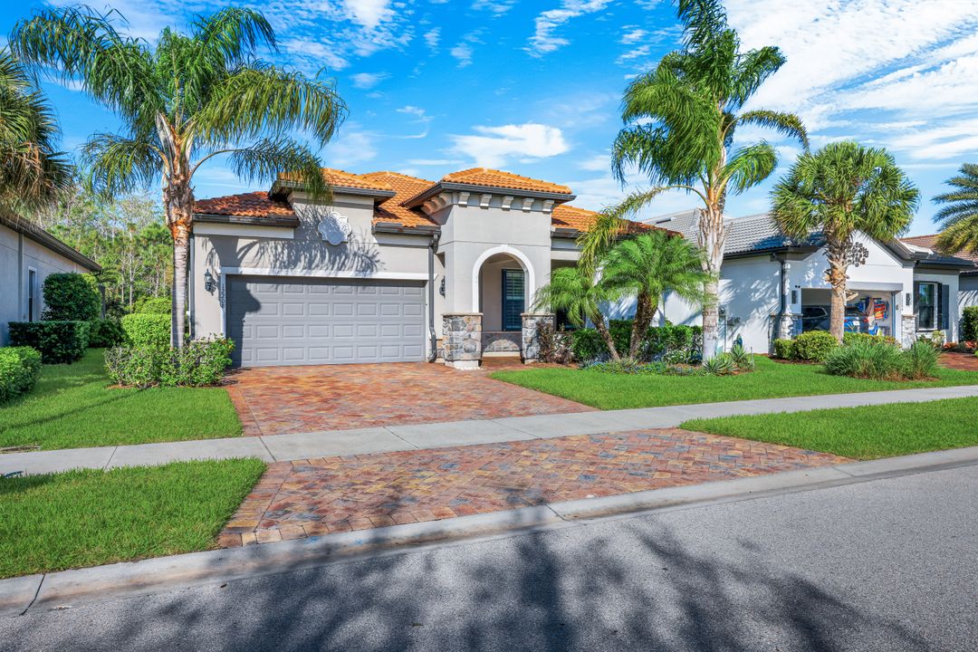 12208 Sussex St, Fort Myers, FL 33913