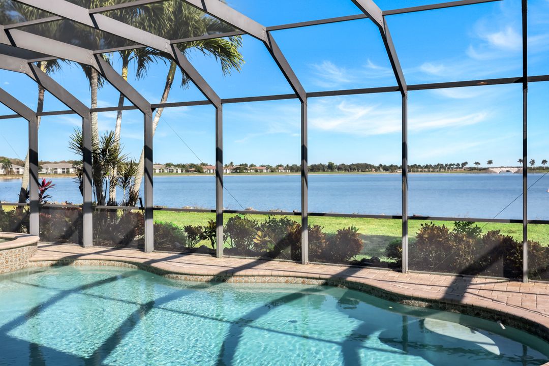 8765 Hideaway Harbor Ct, Naples, FL 34120