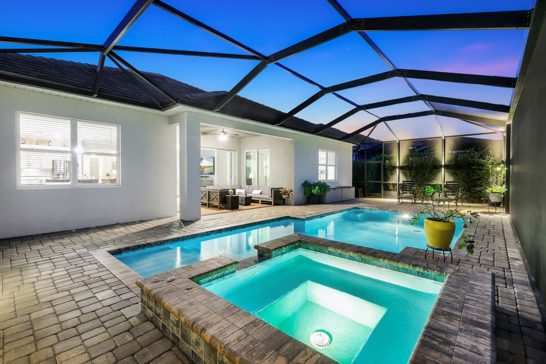 14841 Blue Bay Cir, Miromar Lakes, FL 33913