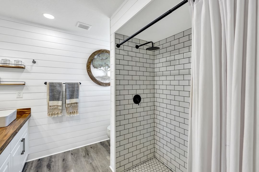 1125 NW 18th Pl, Cape Coral, FL 33993