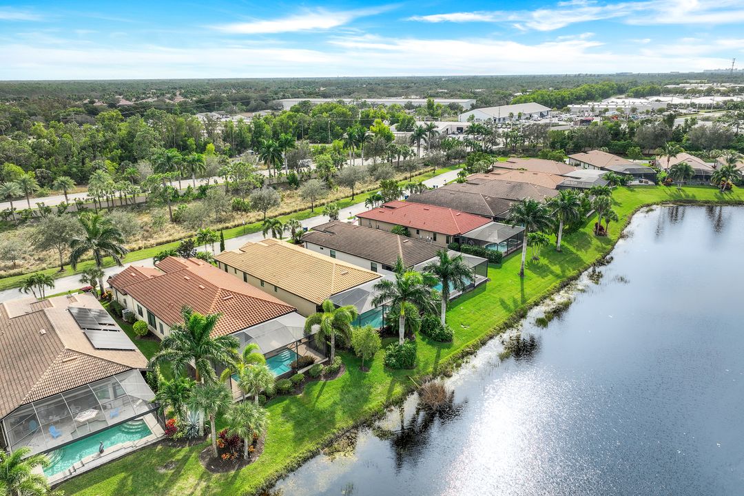 9973 Alhambra Ln, Bonita Springs, FL 34135