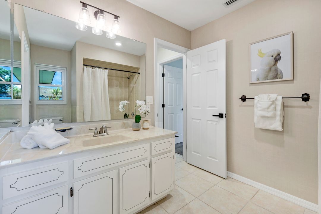 1432 SE 33rd St, Cape Coral, FL 33904