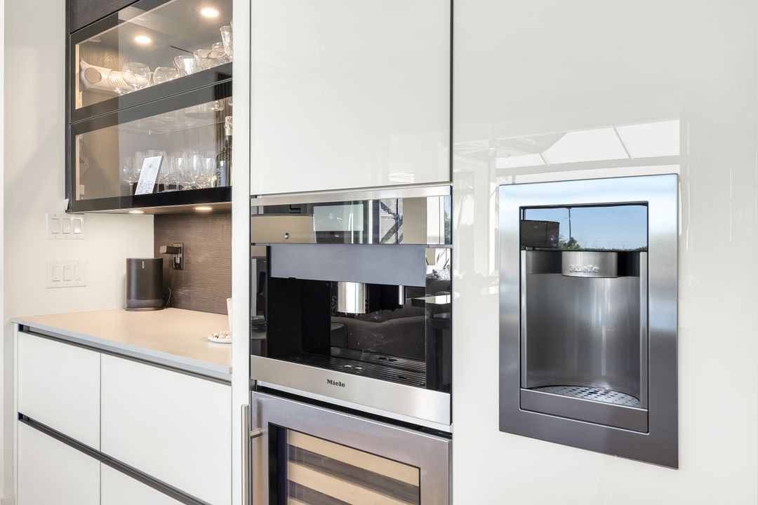 428 SW 39th Ave, Cape Coral, FL 33991