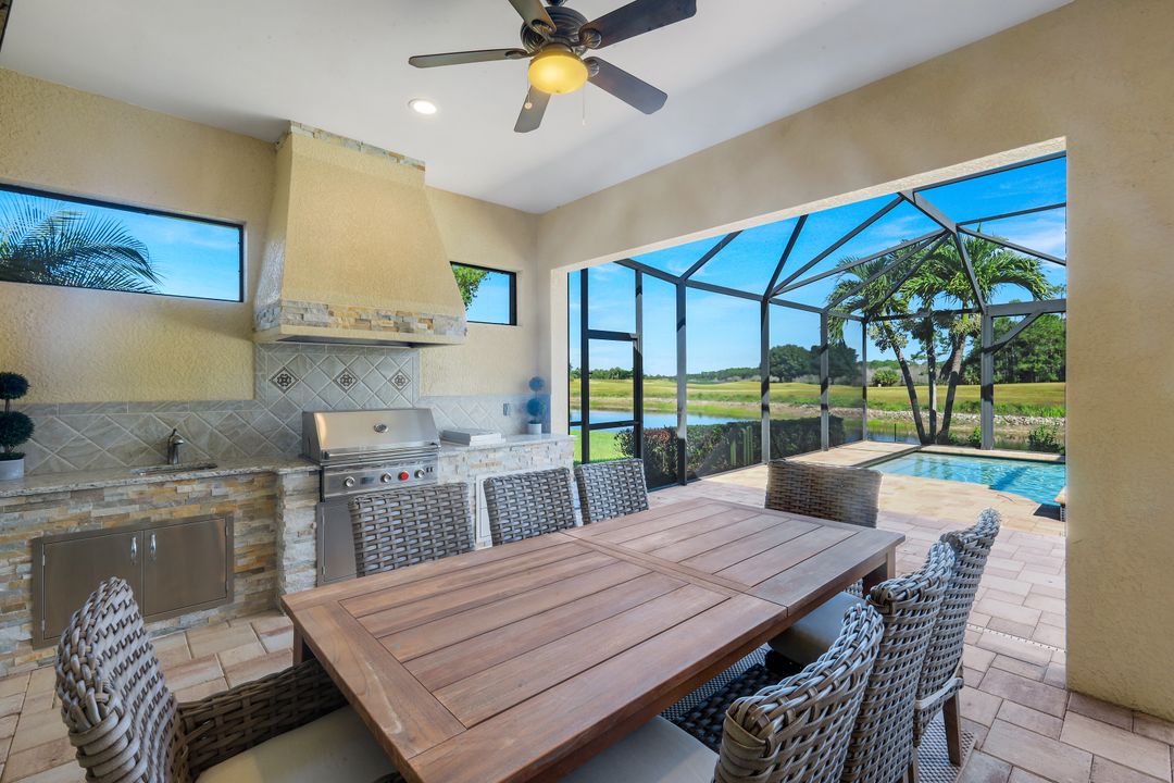 9238 Ores Cir, Naples, FL 34120