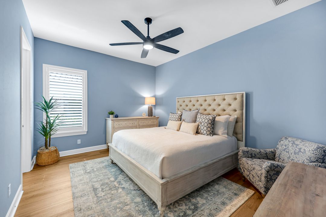 9223 Rialto Ln, Naples, FL 34119