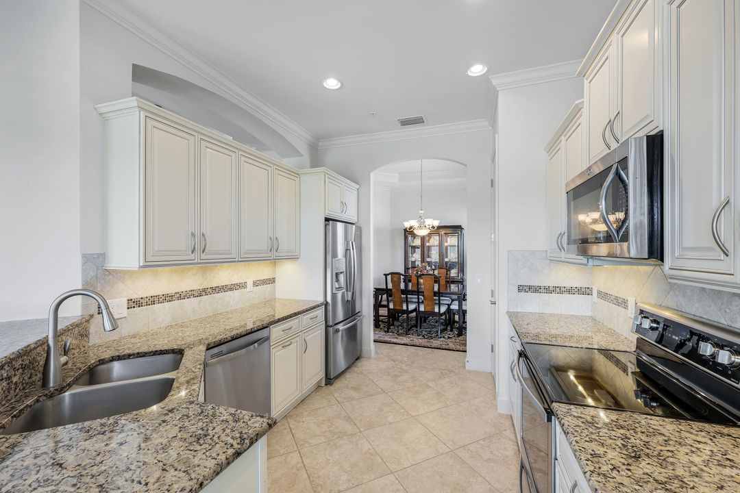 12066 Covent Garden Ct #1403, Naples, FL 34120