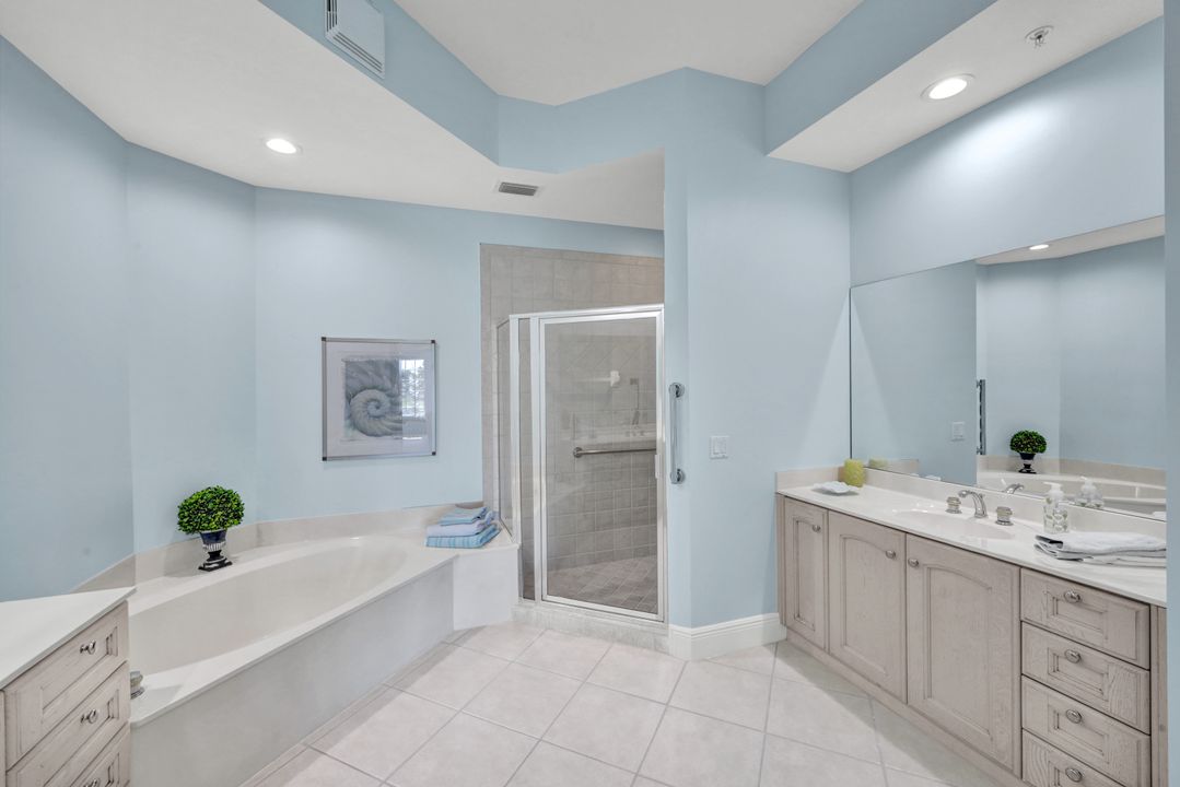 9038 Cascada Way #102, Naples, FL 34114