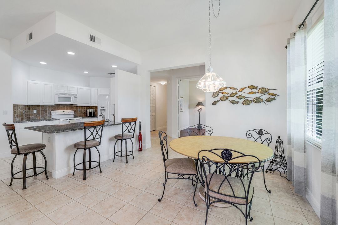994 Eastham Way #101, Naples, FL 34104