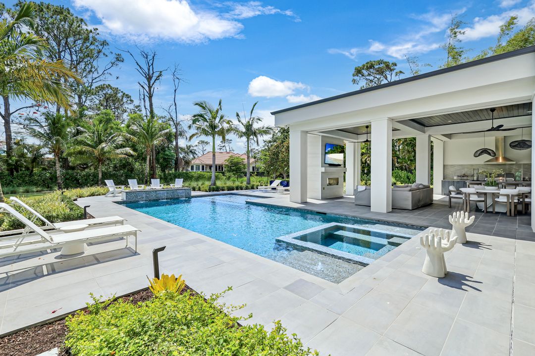 493 Carica Rd, Naples, FL 34108