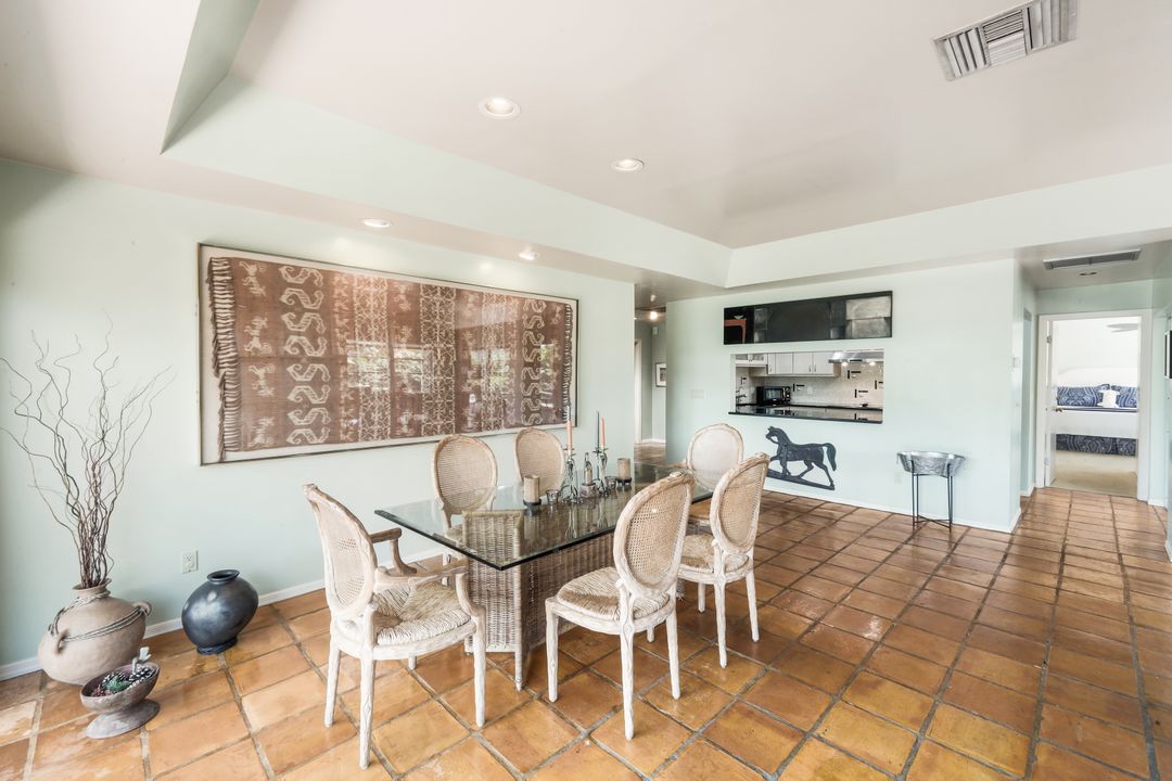 330 Bald Eagle Dr, Naples, FL 34105