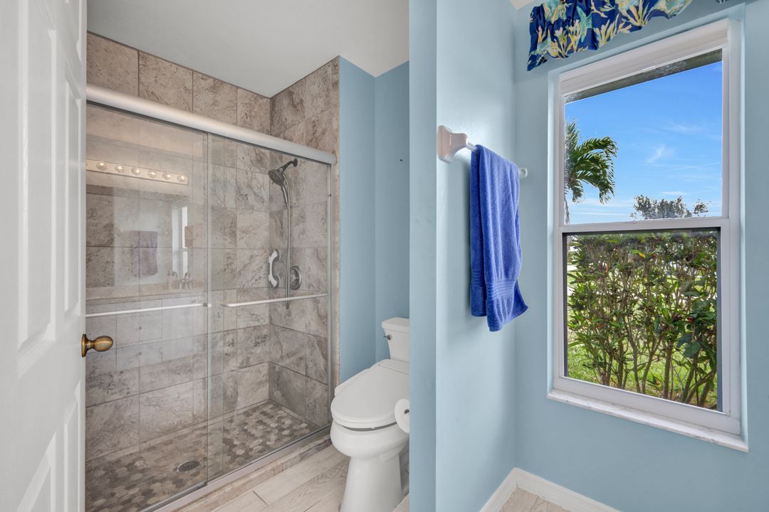 1718 SW 12th Ln, Cape Coral, FL 33991