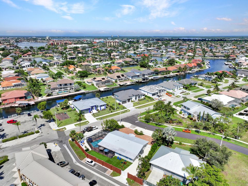 318 Castaways St, Marco Island, FL 34145