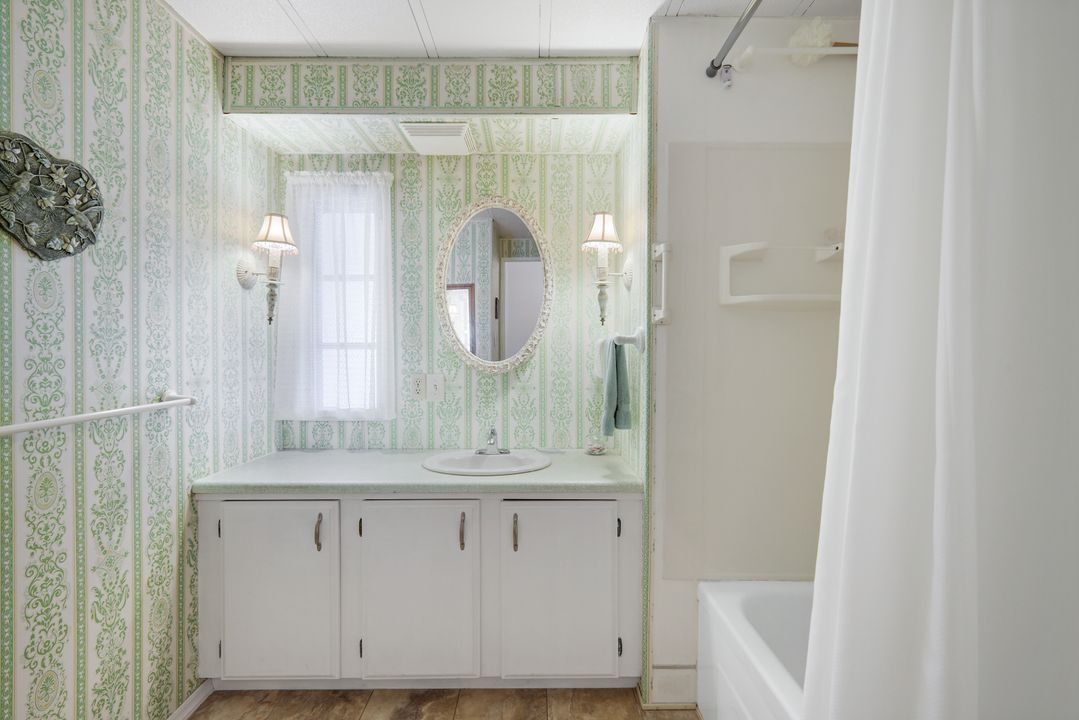 27520 Bourbonniere Dr, Bonita Springs, FL 34135