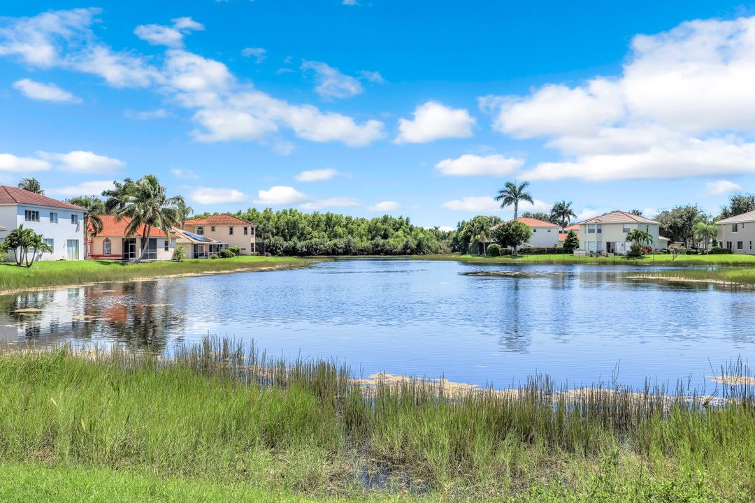 9820 Springlake Cir, Estero, FL 33928