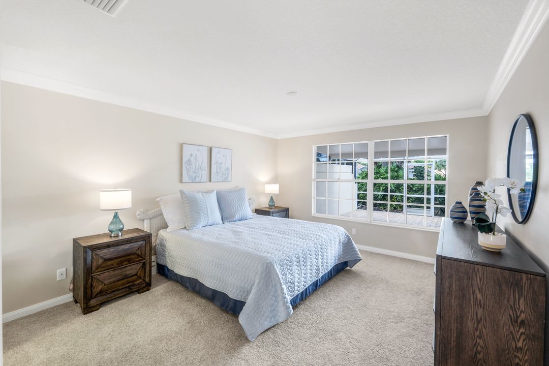 3093 Futuna Ln, Naples, FL 34119