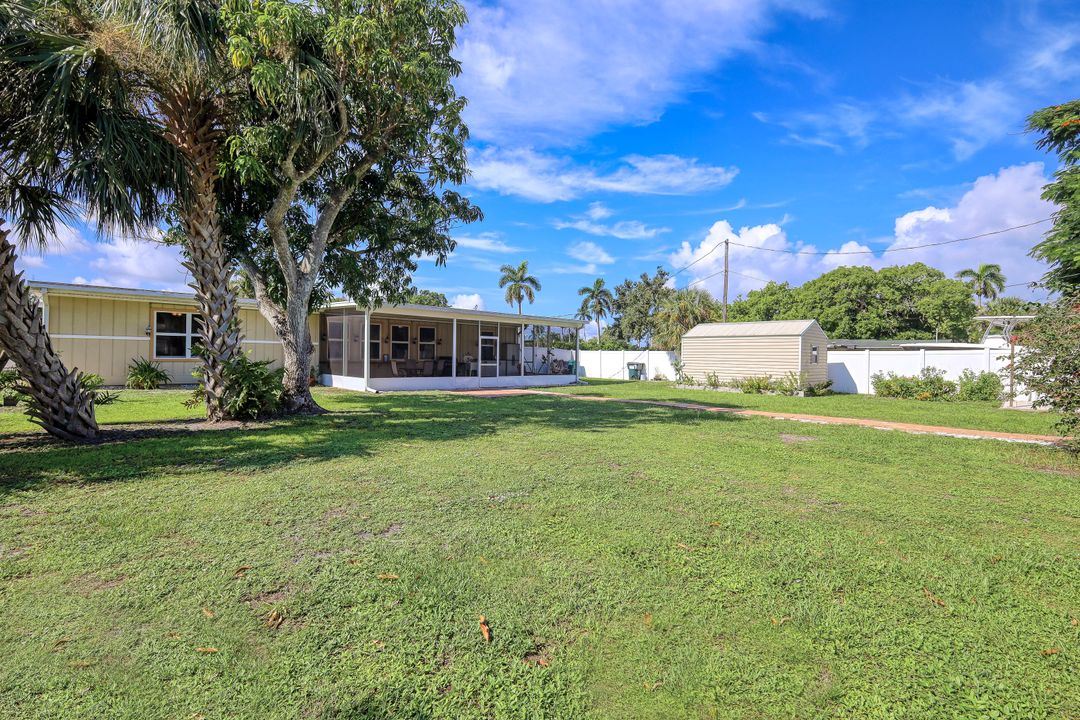 1411 Argyle Dr, Fort Myers, FL 33919