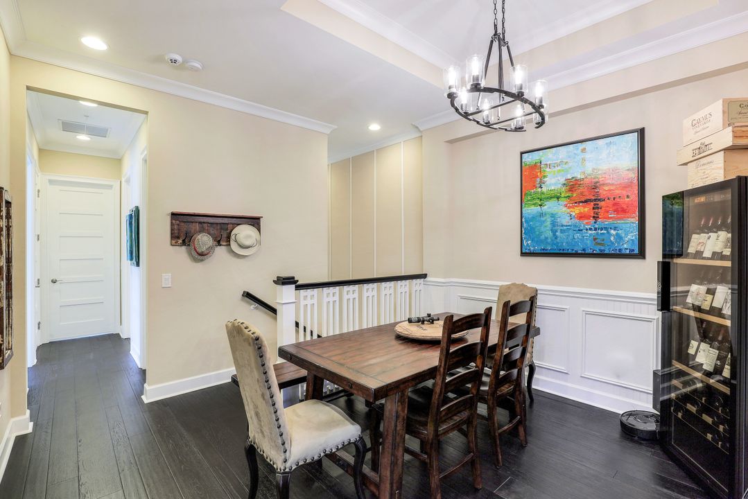 6577 Dominica Dr, Naples, FL 34113