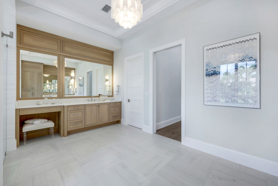 448 Devils Ln, Naples, FL 34103
