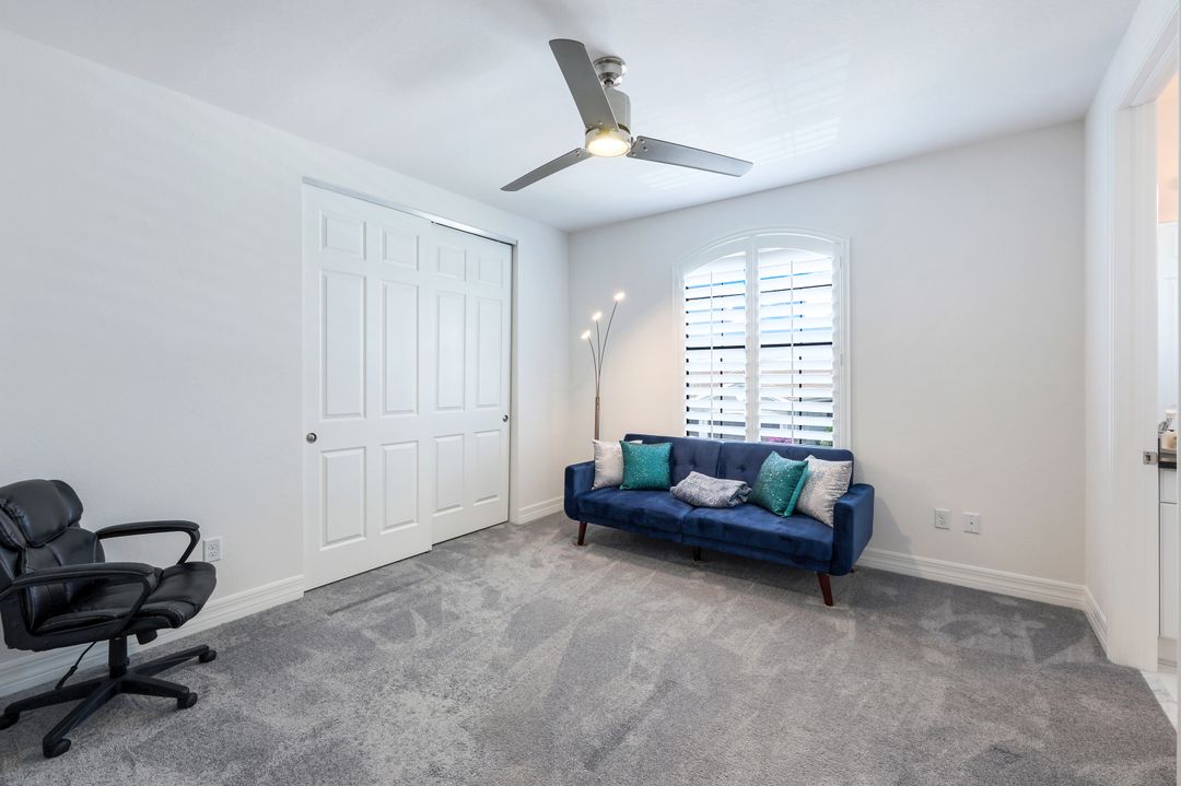 10059 Chesapeake Bay Dr, Fort Myers, FL 33913