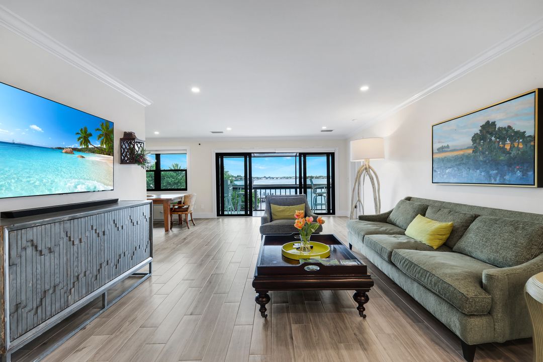 1322 Chesapeake Ave #C3, Naples, FL 34102
