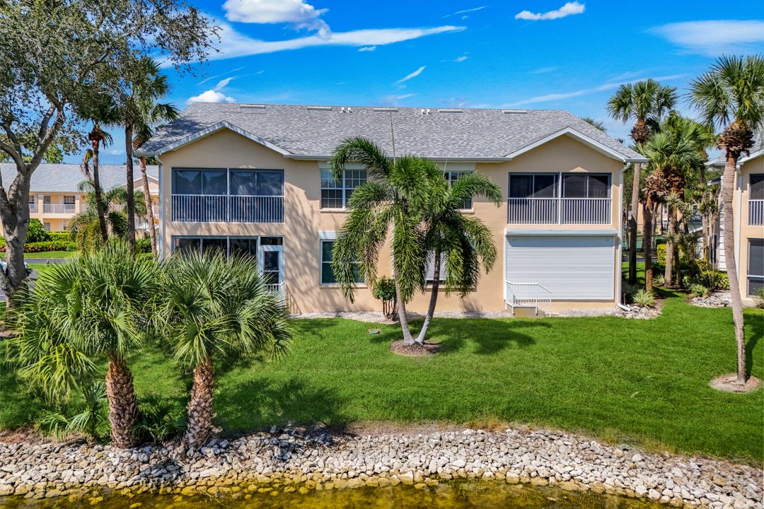 752 Wiggins Lake Dr #201, Naples, FL 34110