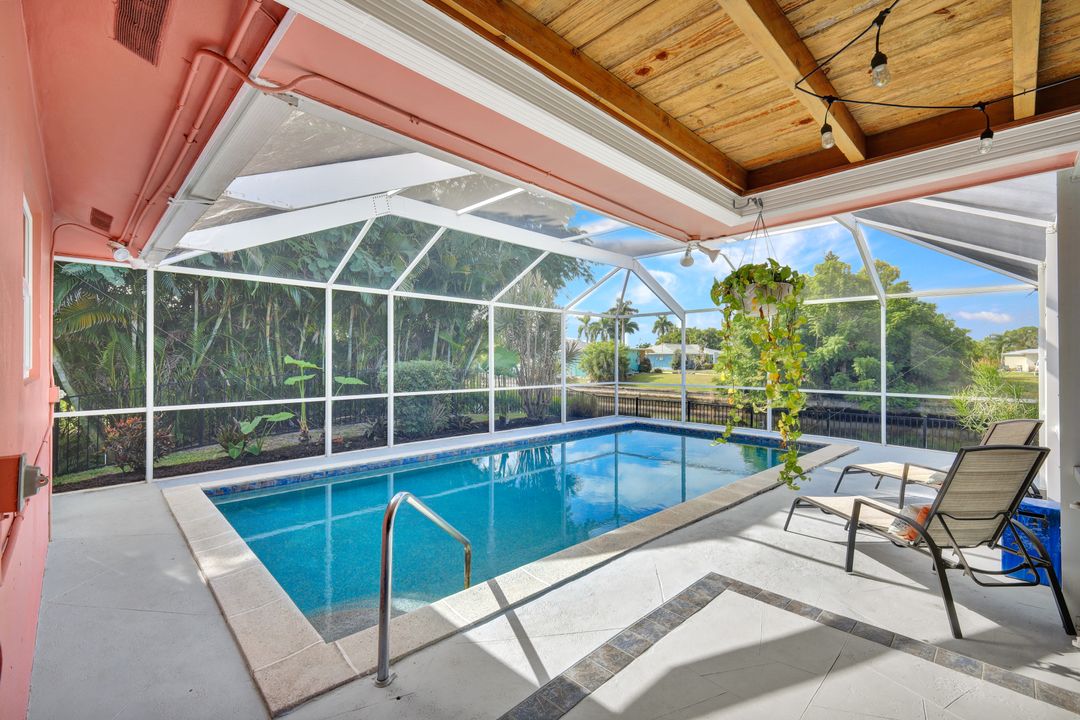 4232 SE 8th Pl, Cape Coral, FL 33904