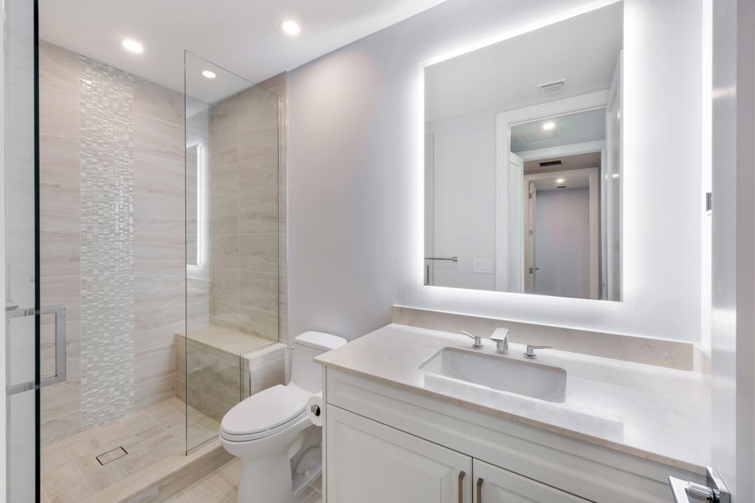 1130 3rd Ave S #207, Naples, FL 34102
