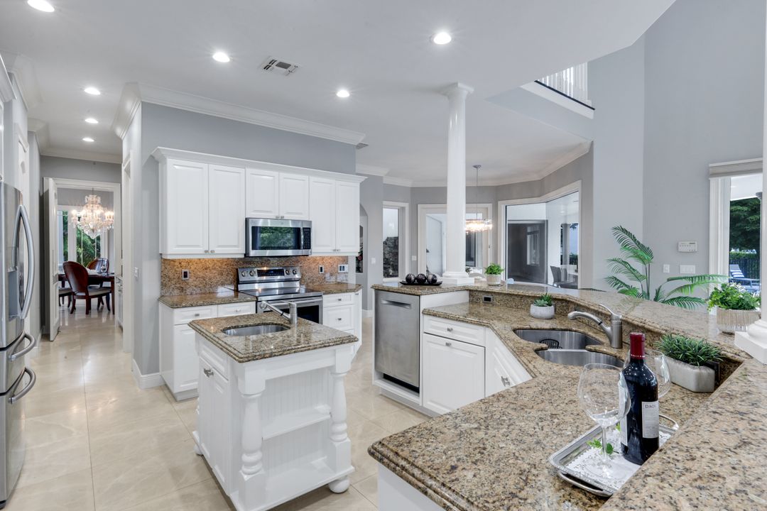 1578 S Barfield Ct, Marco Island, FL 34145