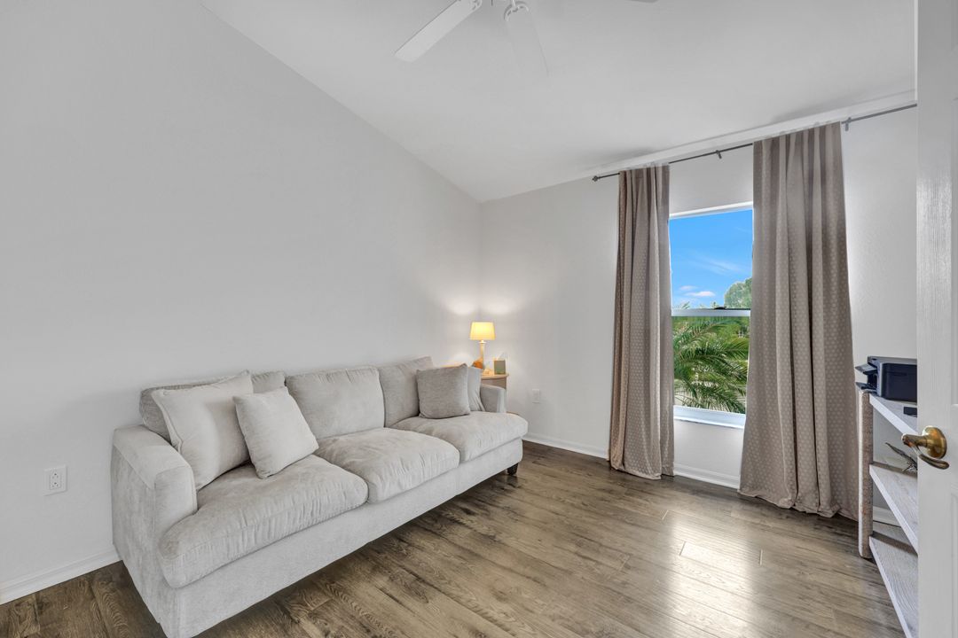 5600 Northboro Dr #201, Naples, FL 34110