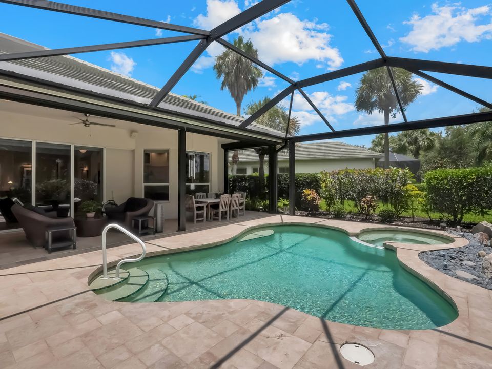 23151 Foxberry Ln, Bonita Springs, FL 34135
