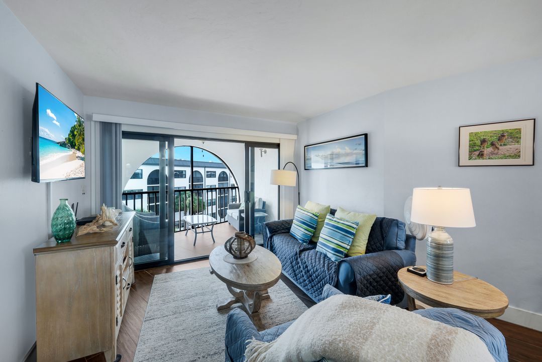 1023 Anglers Cove #E-505, Marco Island, FL 34145