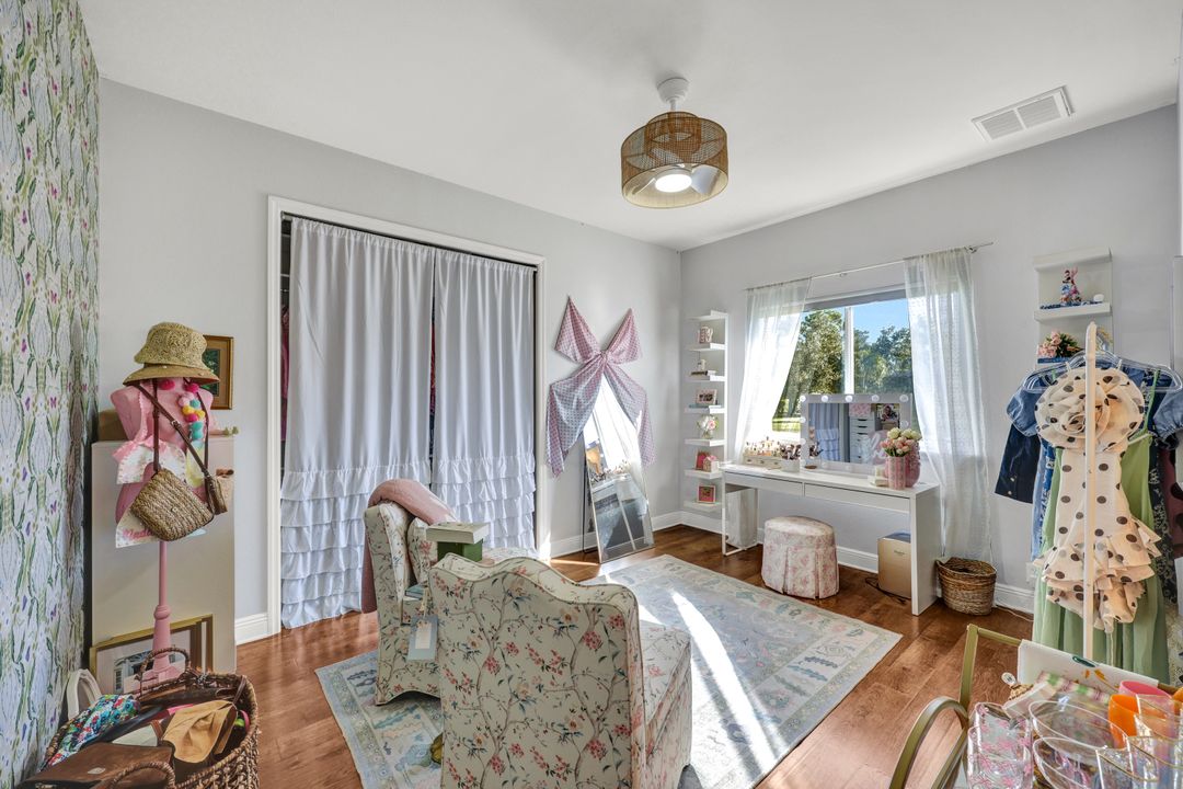 15321 Blackhawk Dr, Fort Myers, FL 33912