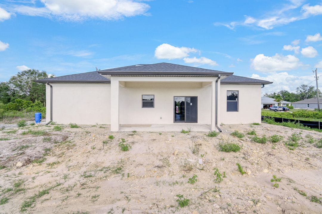 431 Progress Ave, Lehigh Acres, FL 33974