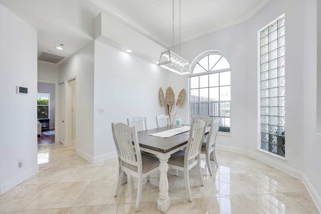 28901 Regis Ct, Bonita Springs, FL 34134