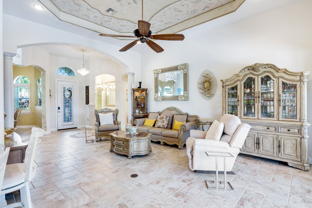 9684 Cobalt Cove Cir, Naples, FL 34120