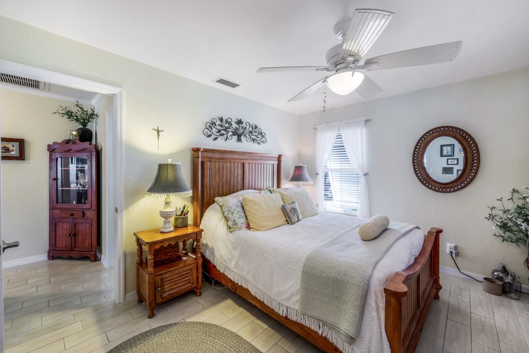 3232 Stabile Rd, Saint James City, FL 33956