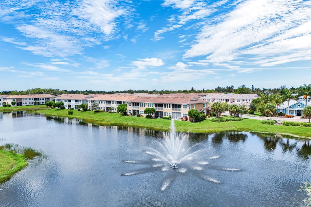 4619 Arboretum Cir #101, Naples, FL 34112