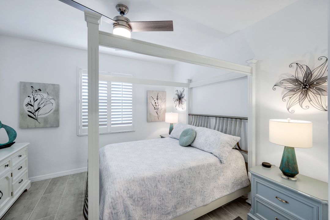 2193 Clementine St, Naples, FL 34120