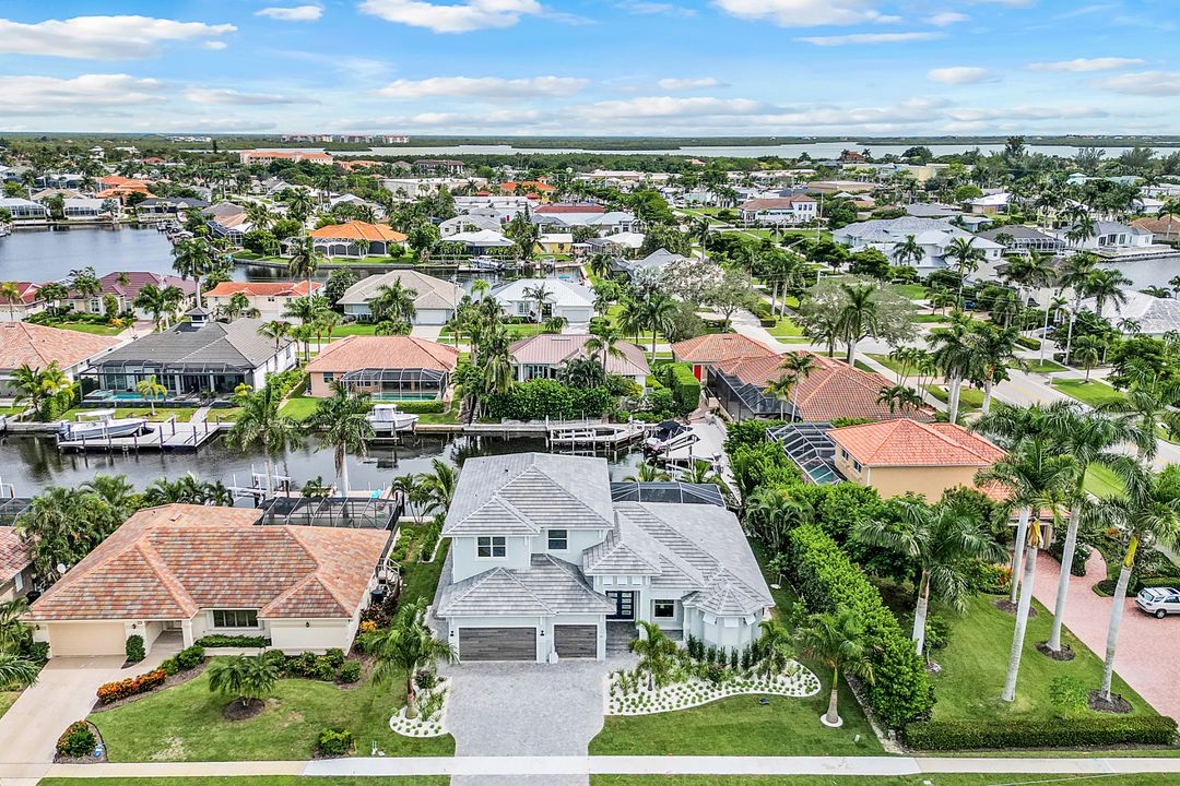 21 Algonquin Ct, Marco Island, FL 34145