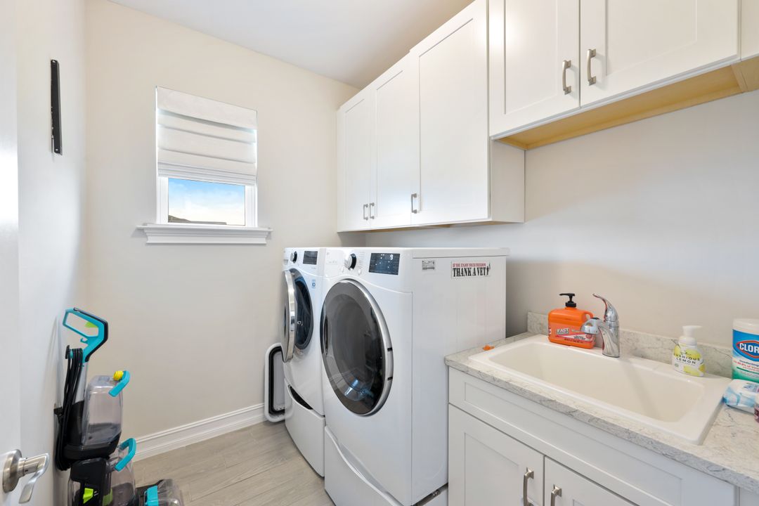 2050 Hickeys Creekside Dr, Alva, FL 33920