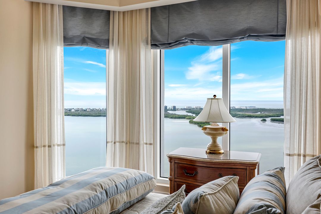 4951 Bonita Bay Blvd #PH302, Bonita Springs, FL 34134